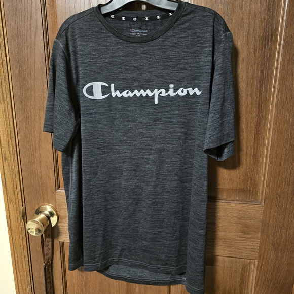 Champion Men's Heathered Dark Gray Athletic T-Shirt -- EUC - Picture 2 of 7